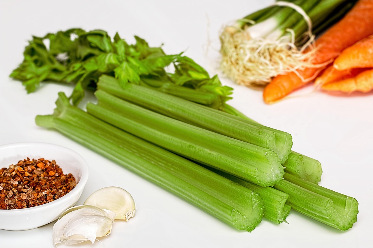  شوربة العدس بالشعيرية