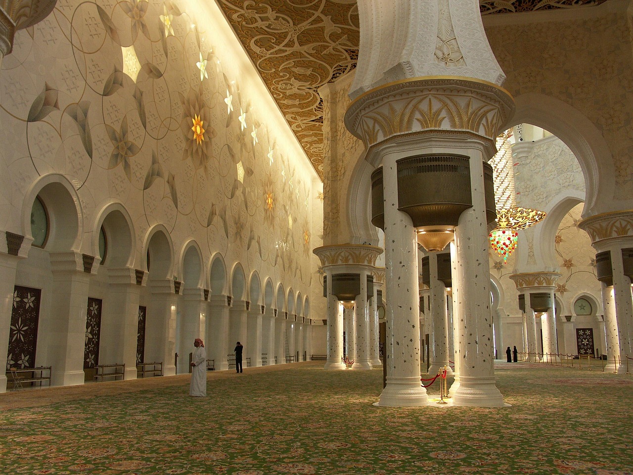 عصمة النبي ﷺ عن عبادة الاصنام